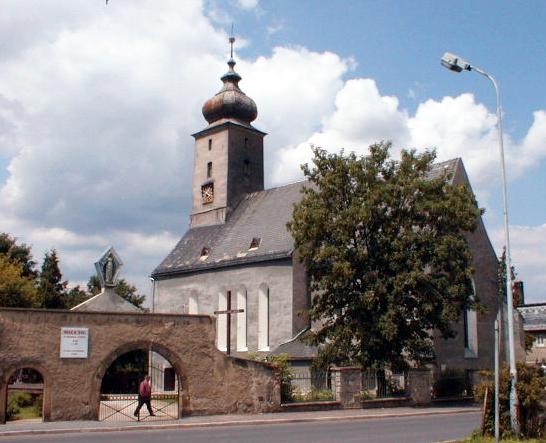 Außenansicht der evangelischen Kirche in Kauffung (Kreis Goldberg)